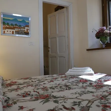 וילה San Quirico Sleeps 8 With Pool And Wifi