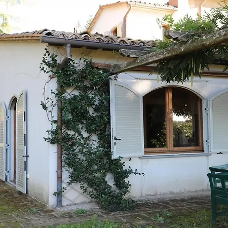 San Quirico Sleeps 8 With Pool And Wifi וילה San Quirico (Avigliano)