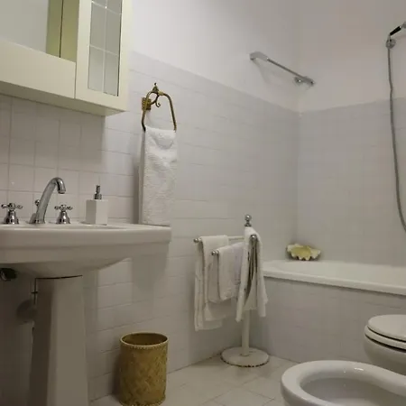 San Quirico Sleeps 8 With Pool And Wifi וילה *