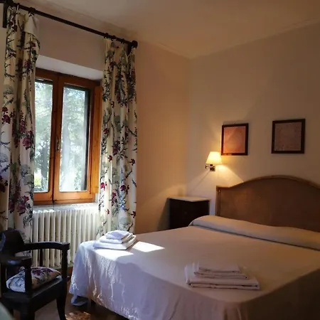 San Quirico Sleeps 8 With Pool And Wifi וילה San Quirico (Avigliano)