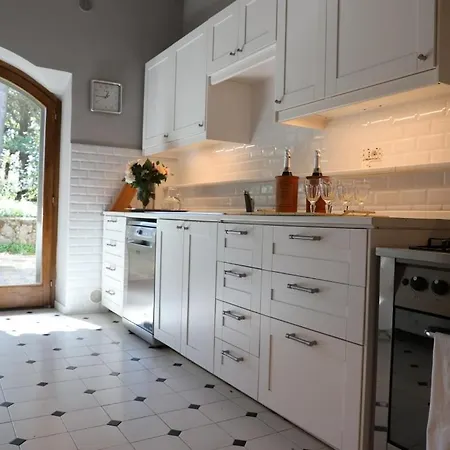 San Quirico Sleeps 8 With Pool And Wifi וילה *